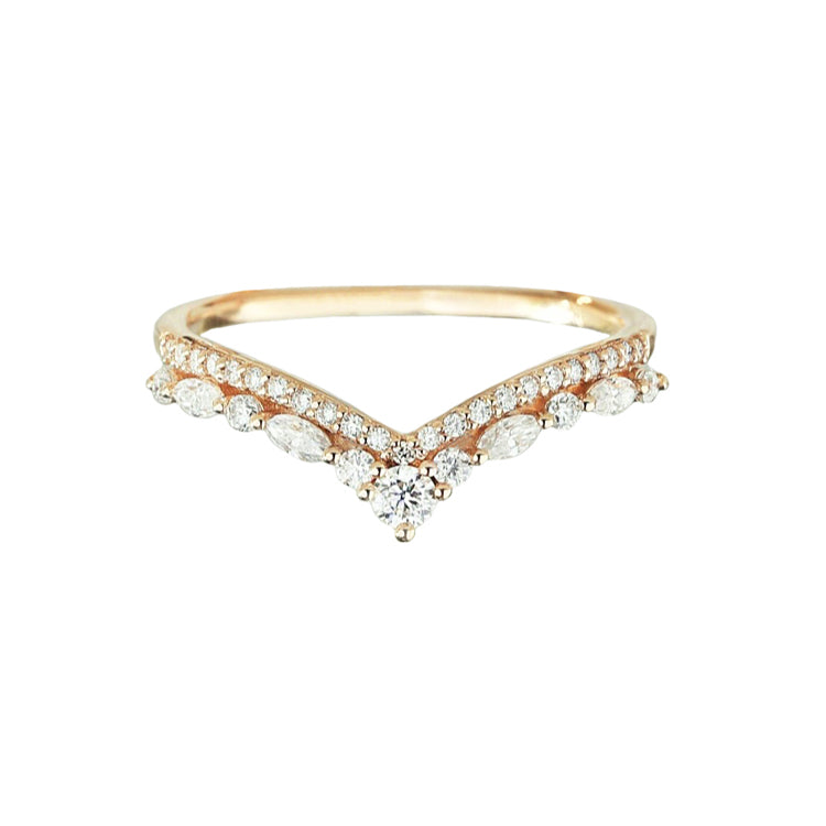 Elsa Curved Diamond Wedding Ring In 18K Gold