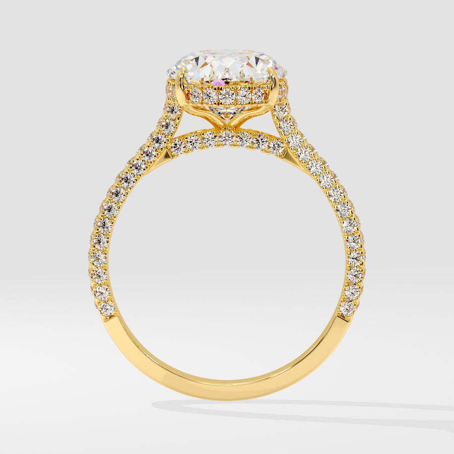5 carat lab grown oval diamond engagement ring in 18K gold in yellow gold