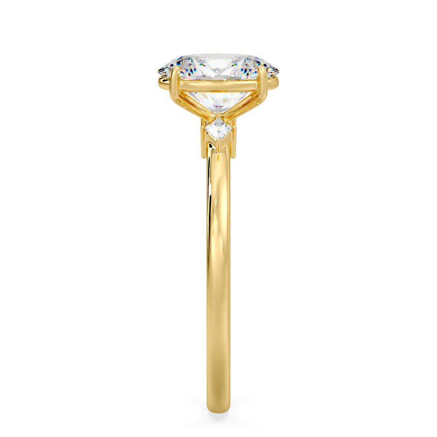 Lucia 2 Carat Oval Diamond Engagement Ring in 18K Gold