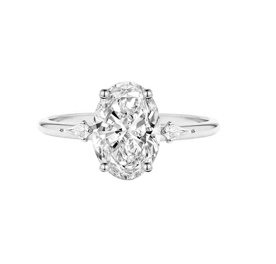 Lucia 2 Carat Oval Diamond Engagement Ring in 18K Gold