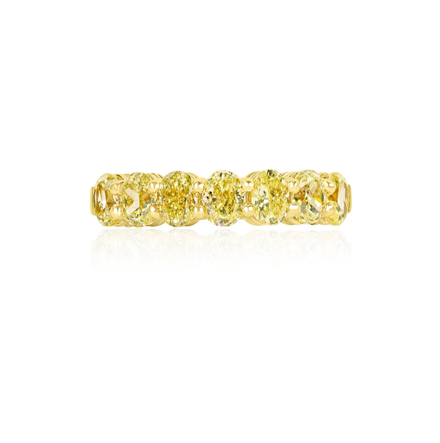 Yellow gold yellow oval diamond ring