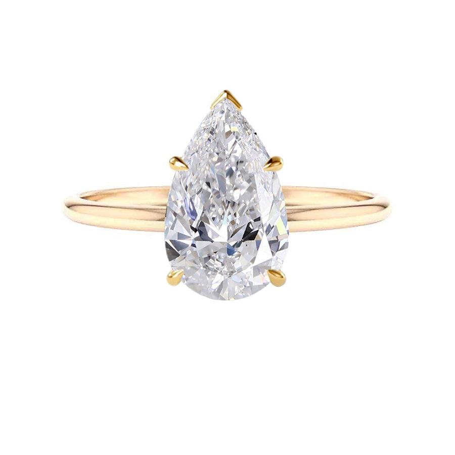 2 Carat Pear Diamond Engagement Ring in 18K Gold